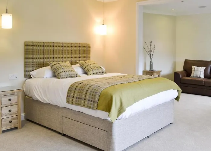 Roseberry House